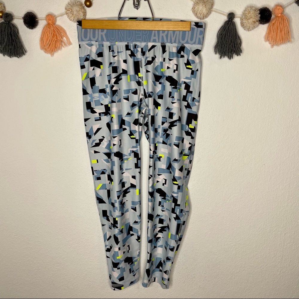 Under Armour Light Blue Geometric Print Cropped Leggings Size Small